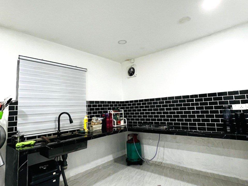 cornerlot-setingkat-gambang-damai-ejen-perunding-hartanah-kuantan (3)