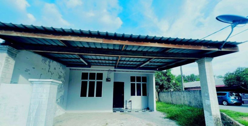 cornerlot teres setingkat gambang damai