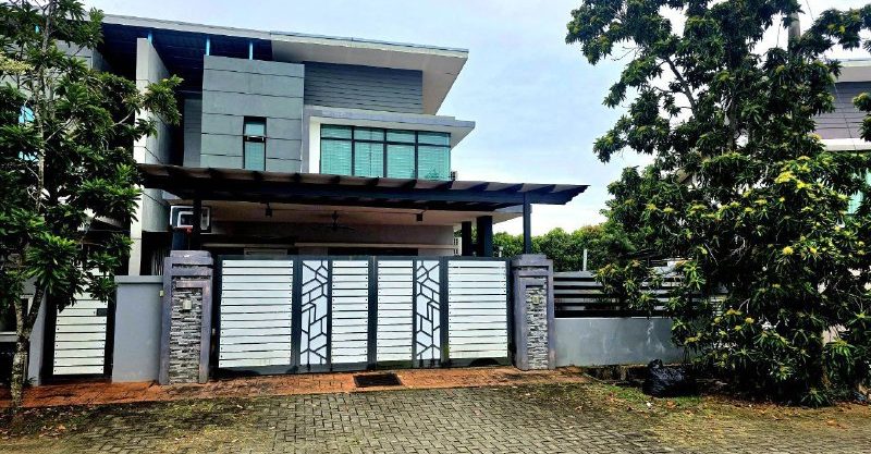 semid 2.5 tingkat lakeside kotasas