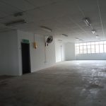 shoplot dua tingkat gambang