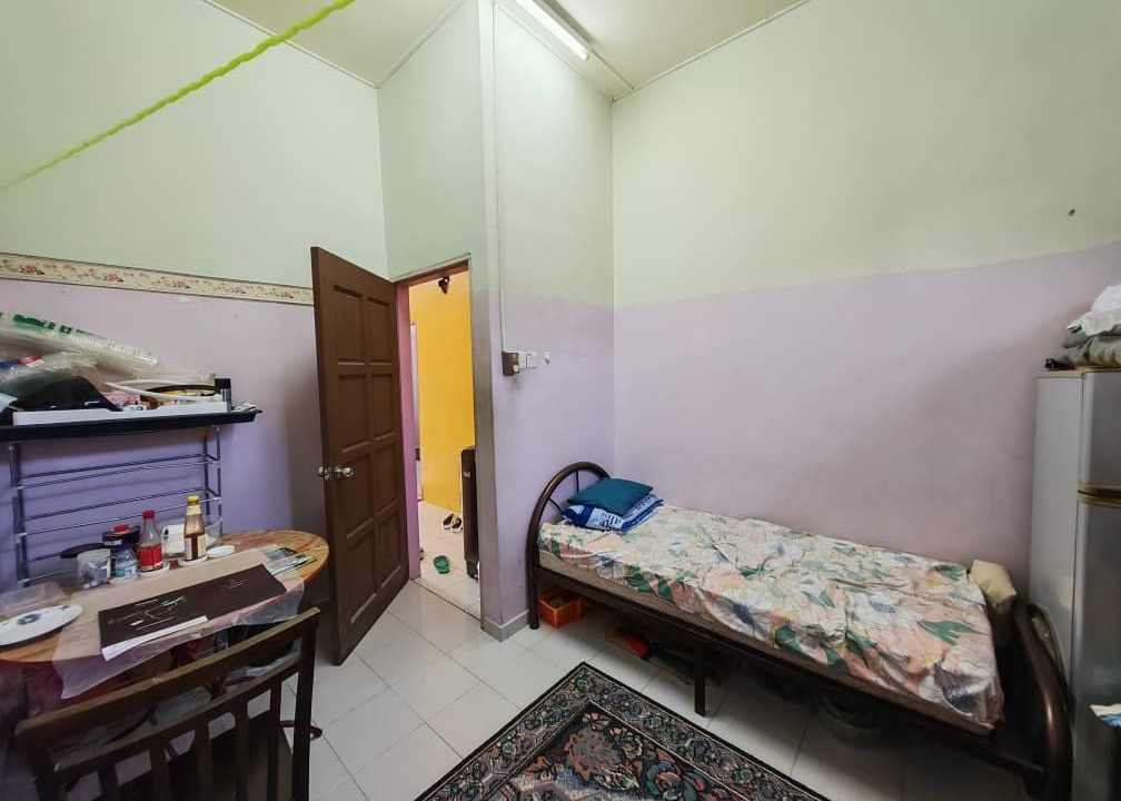 teres-setingkat-gundang-rasau-taman-guru-ejen-perunding-hartanah-kuantan (6)