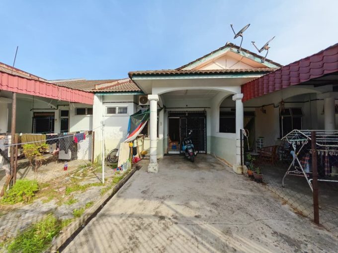 teres setingkat taman guru