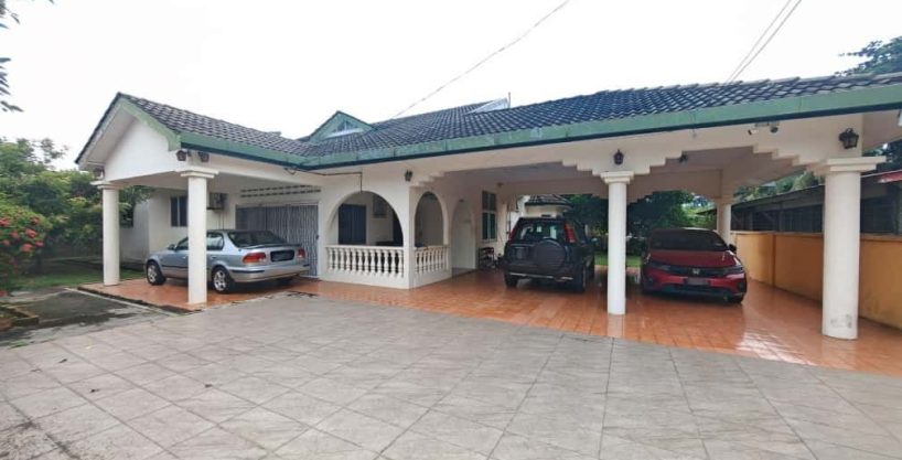 banglo setingkat alor akar