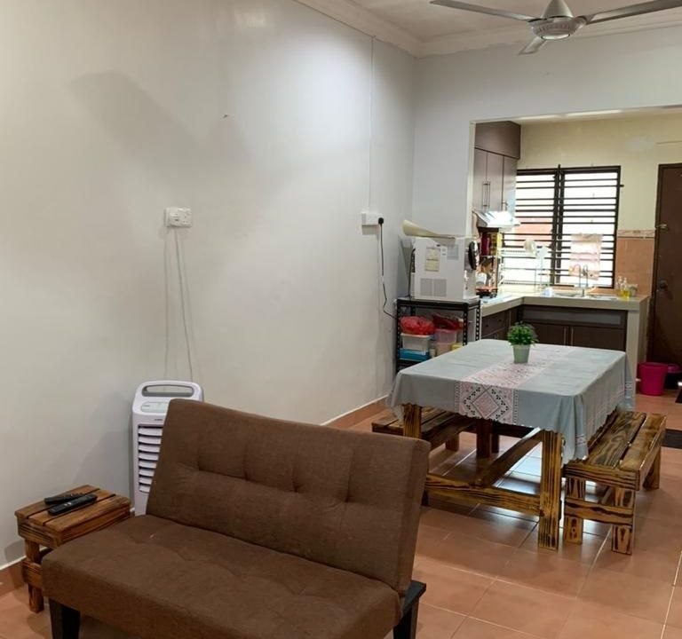 teres-setingkat-indera-mahkota-15-ejen-perunding-hartanah-kuantan (7)