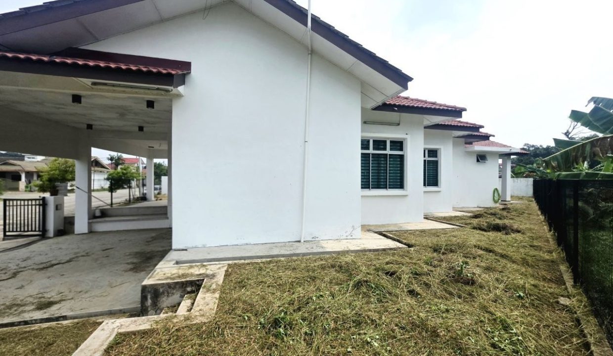 cornerlot-banglo-setingkat-taman-beserah-ejen-perunding-hartanah-kuantan (1)