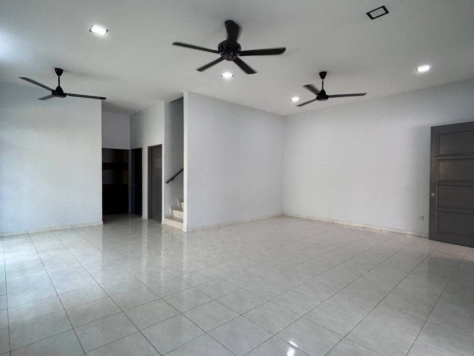 semid-dua-tingkat-astana-permai-ejen-perunding-hartanah-kuantan (3)